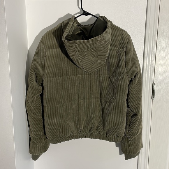 Sky And Sparrow Jackets & Coats Sky And Sparrow Green Corduroy Puffer Jacket - Picture 2 of 4
